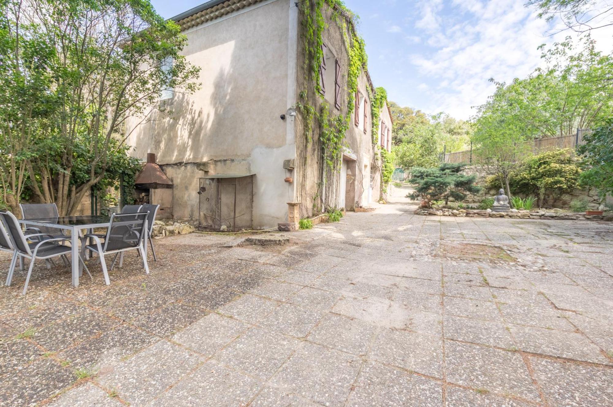 Maison Avec Piscine Location De Vacances Ferme Pedagogique Du Dolmen Le Pouget Extérieur photo